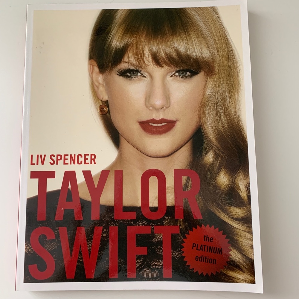 Taylor Swift Book